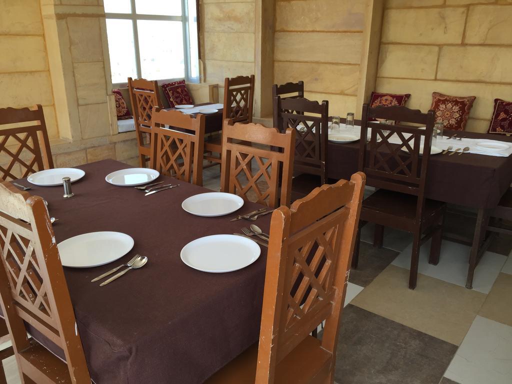 Hotel Classic Jaisalmer Zewnętrze zdjęcie