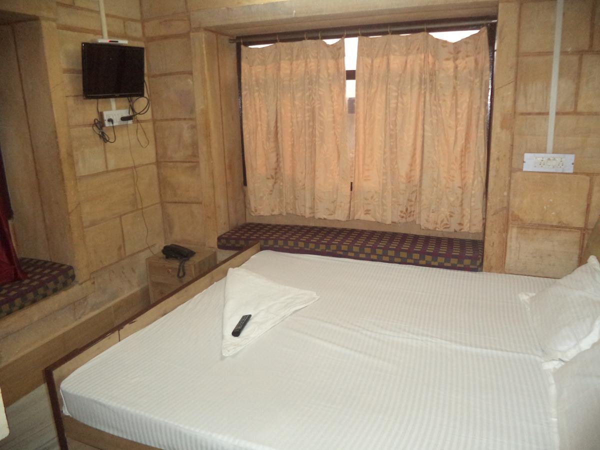 Hotel Classic Jaisalmer Zewnętrze zdjęcie